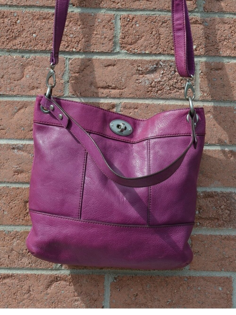 Fossil vintage purple crossbody/handbag